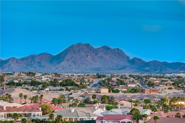 Building Photo - 1140 Brown Hill Ct