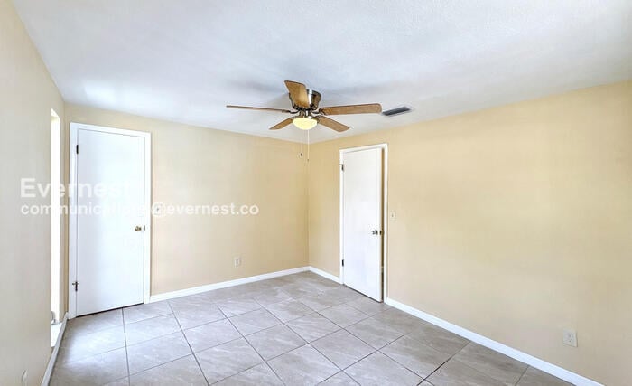 Building Photo - 3313 Ottway Dr