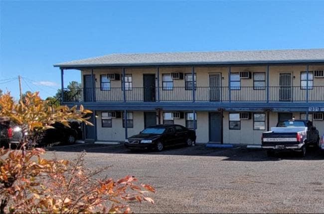 Building Photo - Mountain Springs Pointe