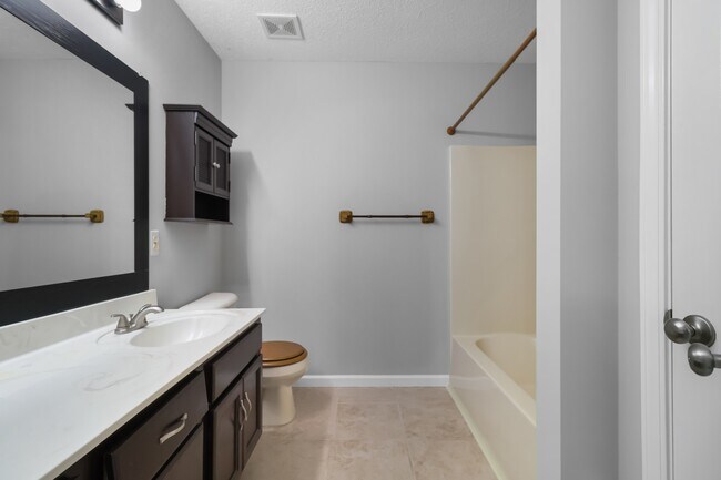 Building Photo - 609 Corinth Ct