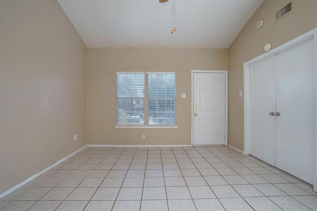 Building Photo - 10328 Chelmsford Dr