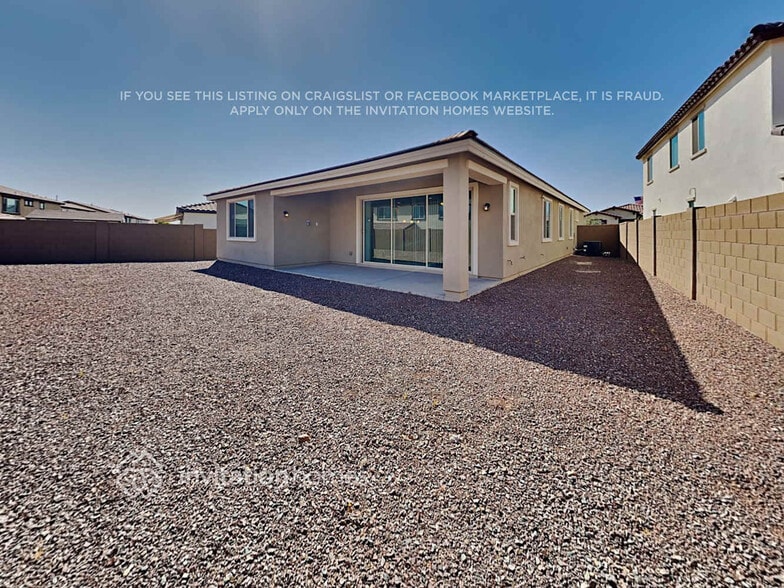 Building Photo - 21027 W Berkeley Rd