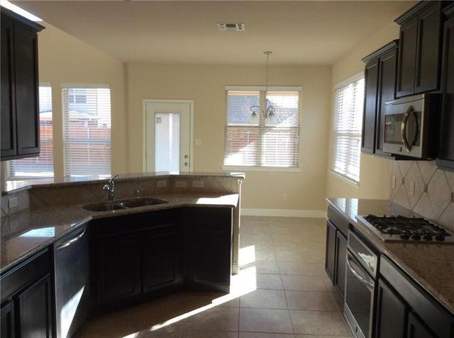 Building Photo - 10309 Hidden Haven Dr