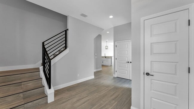 Building Photo - Stunning New Construction Villa for Rent Near Lake John