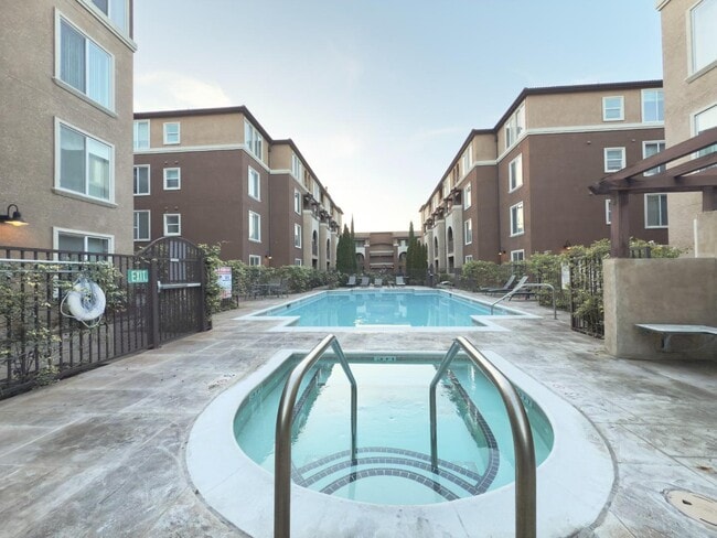 Building Photo - 801 S Winchester Blvd