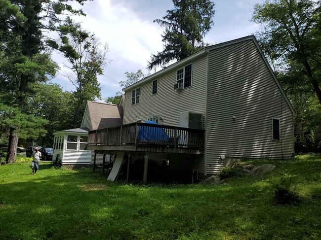 Building Photo - Acton , MA Single Family