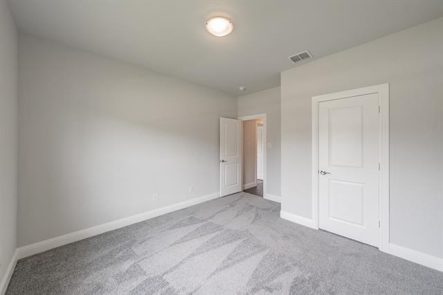 Building Photo - 224 Gardenia Dr
