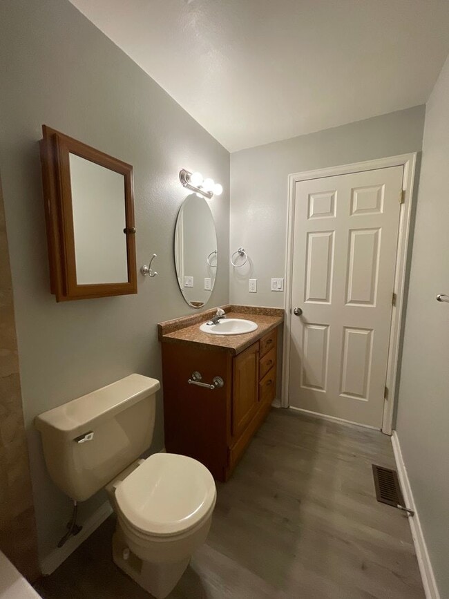 Building Photo - 4015 Stonedike Dr