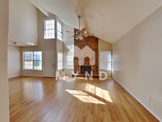 Building Photo - 5304 Pocassett Dr