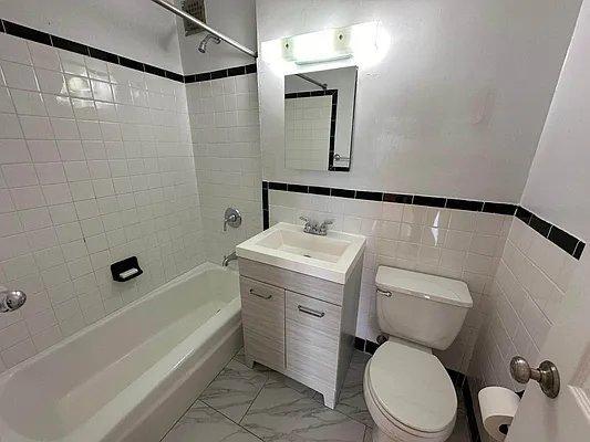 Building Photo - 1 bedroom in Bronx NY 10465