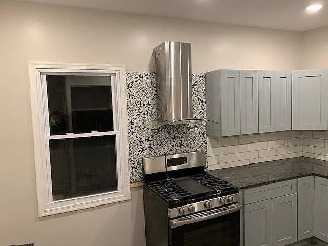 Building Photo - 35-37-37 Irving Ave