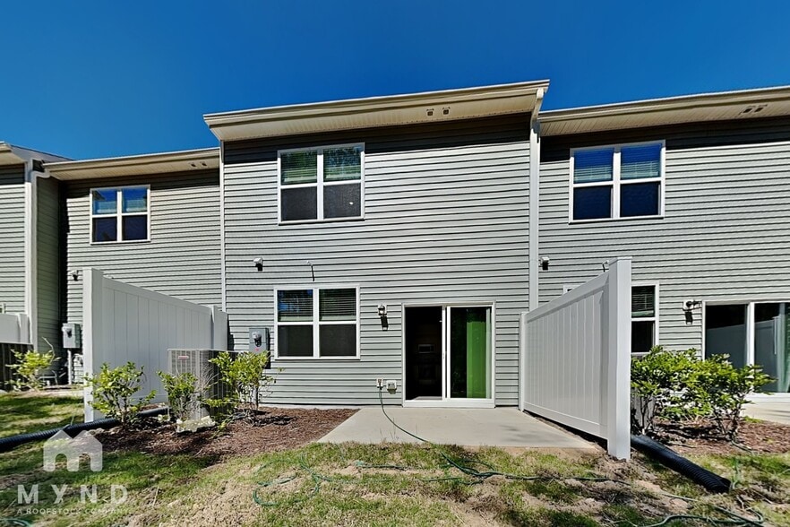 Building Photo - 3017 Fulong Dr