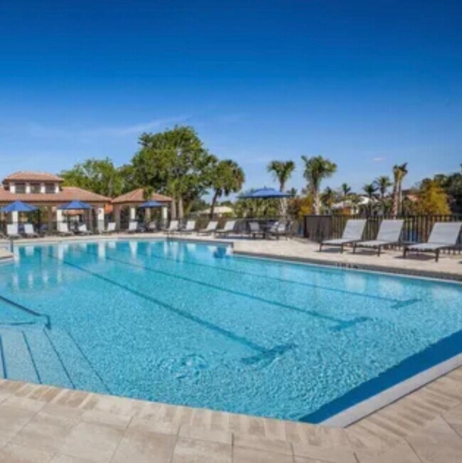 Building Photo - 8139 Las Palmas Way