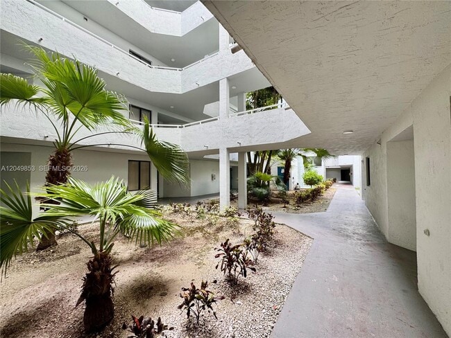 Building Photo - 8215 SW 152nd Ave