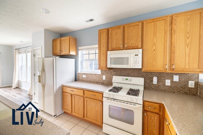 Building Photo - 6606 Reserve Dr