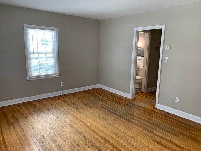 Building Photo - 275 Marcy St