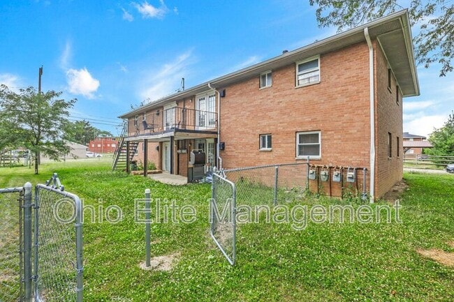 Building Photo - 861 Kingsford Rd