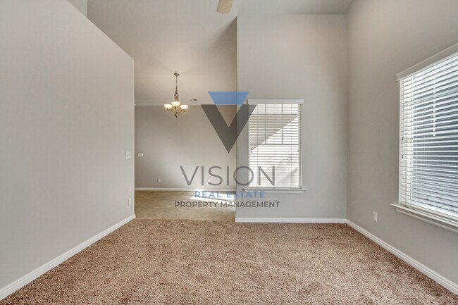 Building Photo - 1077 Canyon Meadow Dr