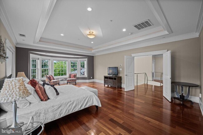 Building Photo - 9715 Singleton Dr