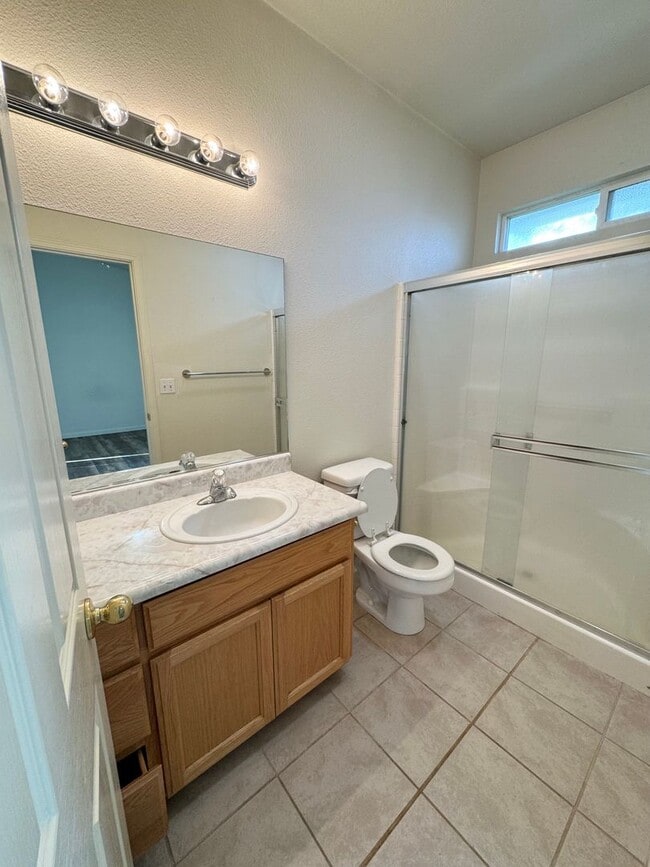 Building Photo - Lovely Home in Cottonwood!! (Lake California/Privately Gated Community)