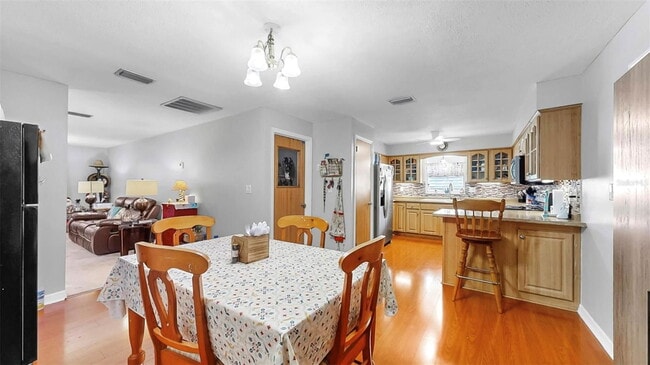 Building Photo - 38919 3rd Ave