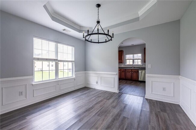 Building Photo - 7702 Parkside Dr