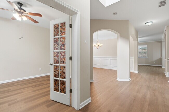 Building Photo - 9950 Autry Vue Ln