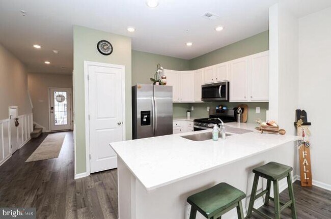 Building Photo - 364 Trego Avenue