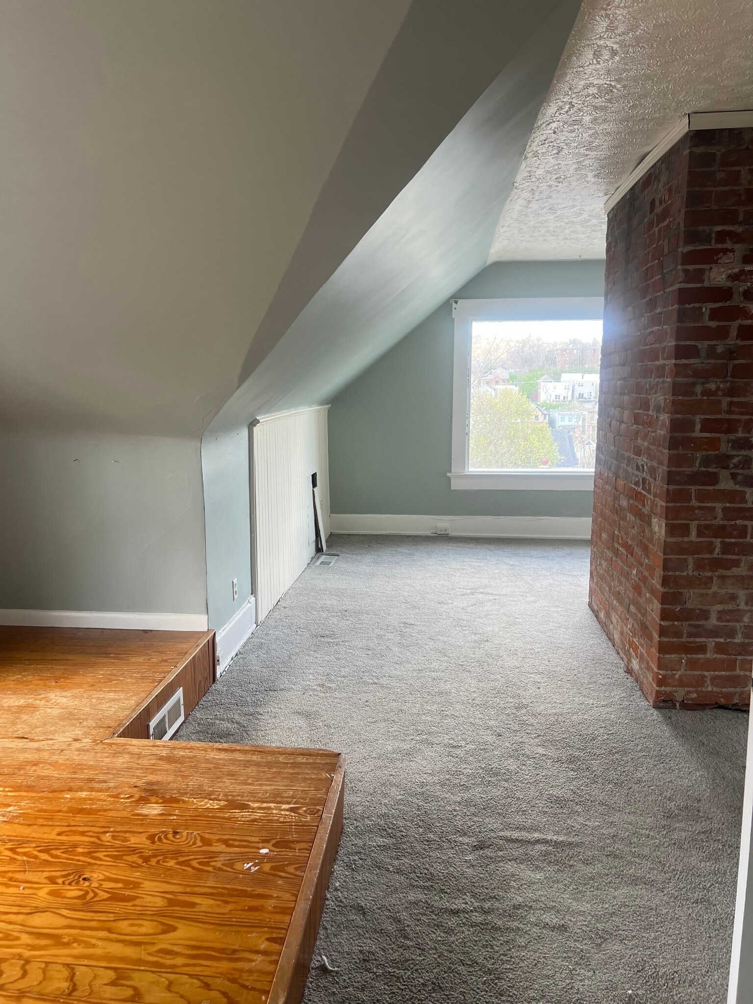 Bedroom 2 - 414 Tusculum Ave
