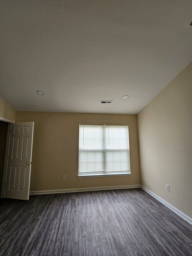 Master Bedroom - 23 Methwold Ct