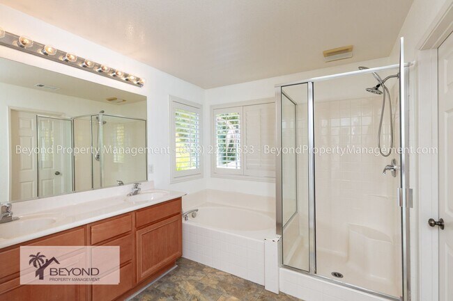 Building Photo - ***SOLAR***GATED ACCESS***2 CAR GARAGE***P...