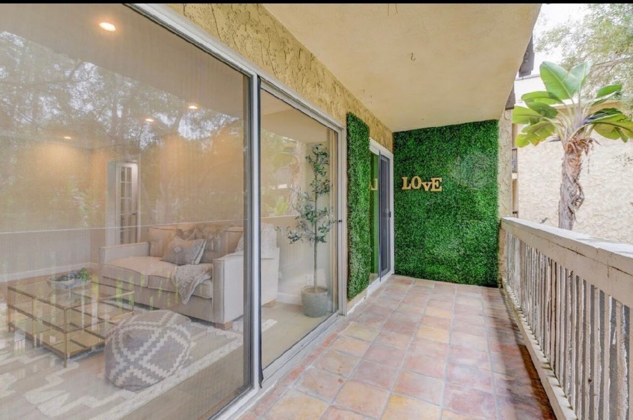 Building Photo - 6314 Friars Rd