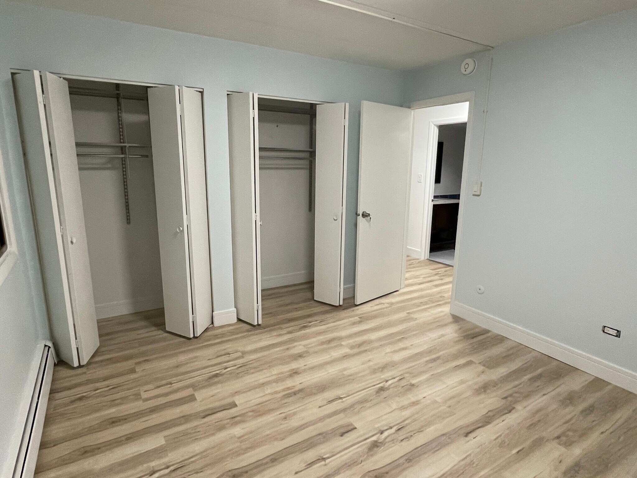 Second bedroom - 1220 S Lorraine Rd