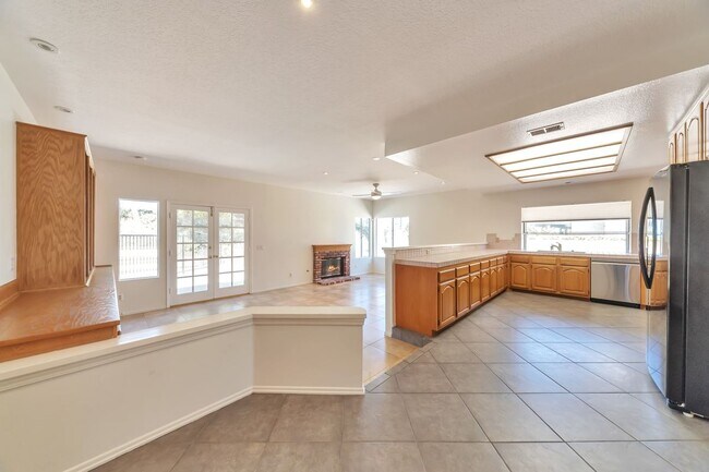 Building Photo - 3203 Montagne Way