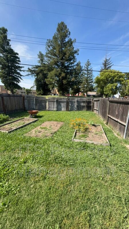 Building Photo - 5417 Olympic Way