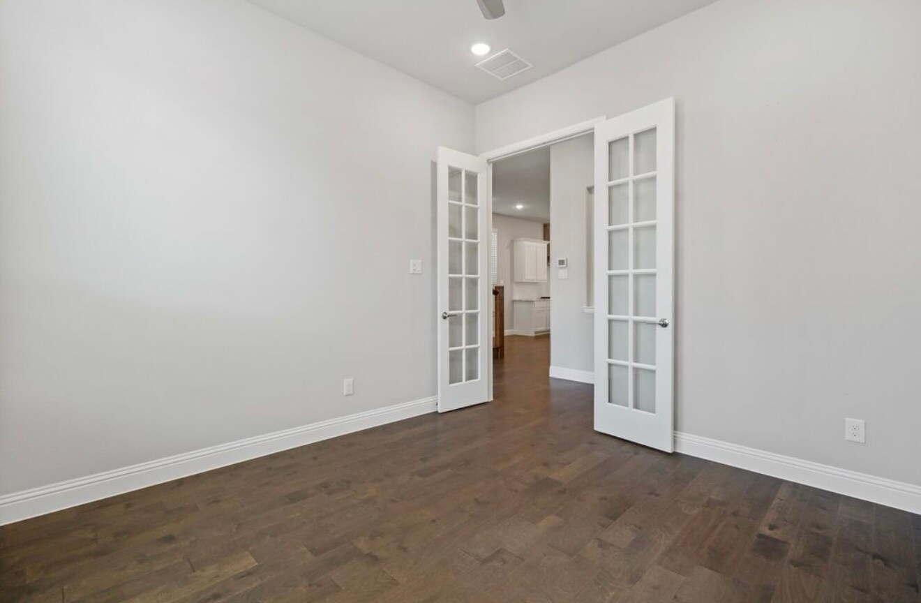 Building Photo - 4143 Runway Mews
