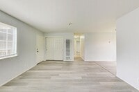 Building Photo - 1807 Sausal St