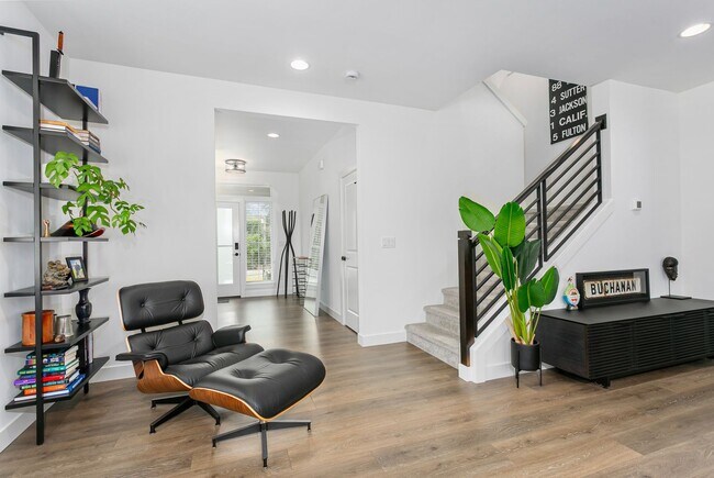 Building Photo - 10412 87th Ave Ct SW