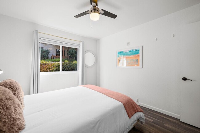 Building Photo - 6370 Rancho Mission Rd