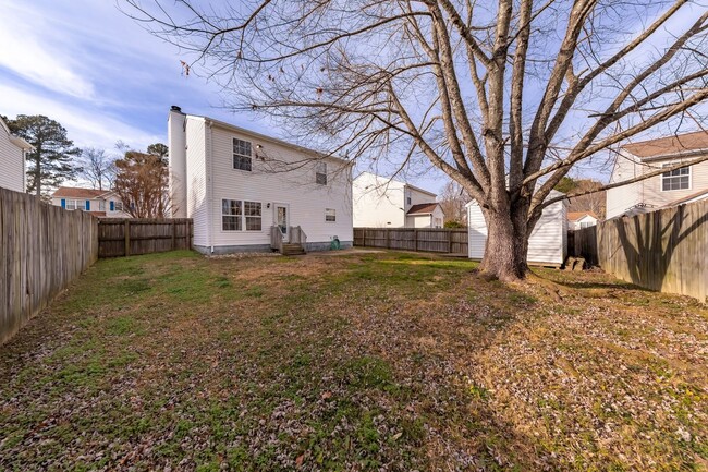 Building Photo - 203 Bruton Dr