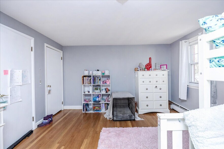 Building Photo - 52 Albemarle Ave