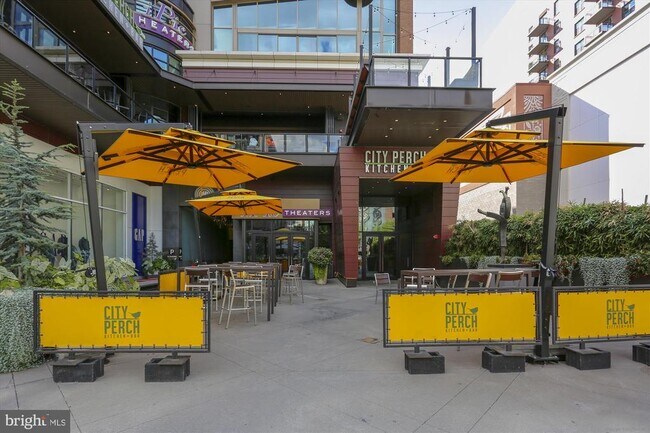 Building Photo - 10940 Brewer House Rd