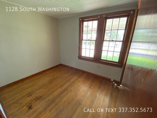Building Photo - 1128 South Washington-