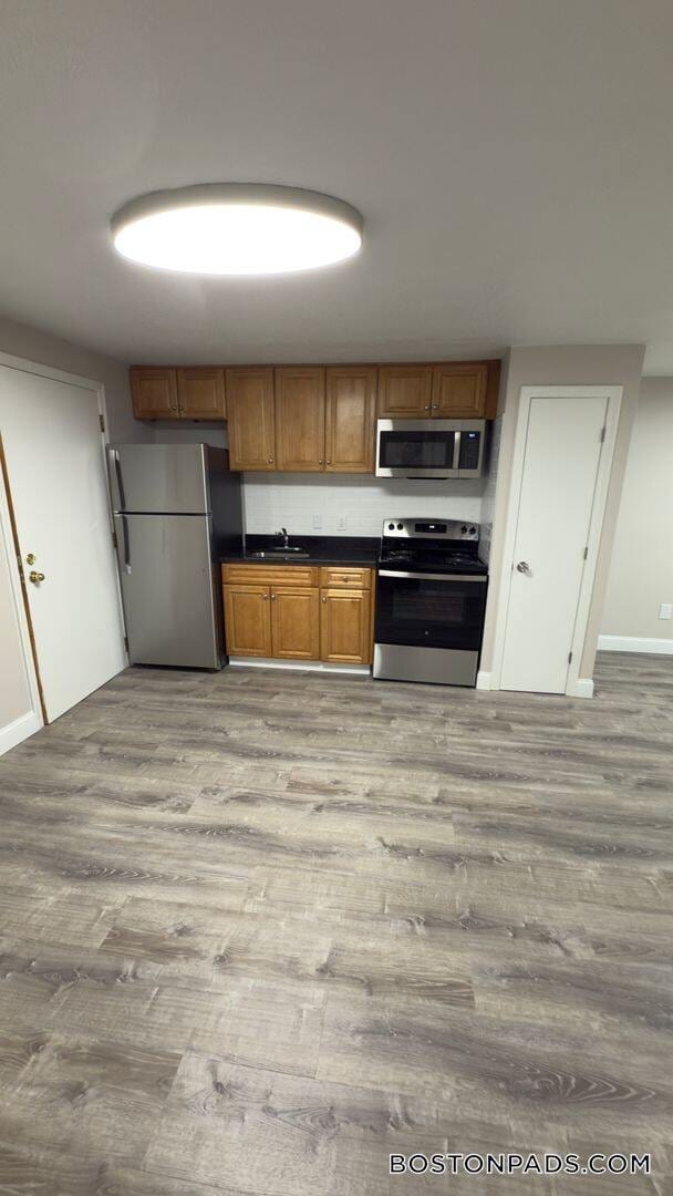 Building Photo - 24 Ridgewood Ln