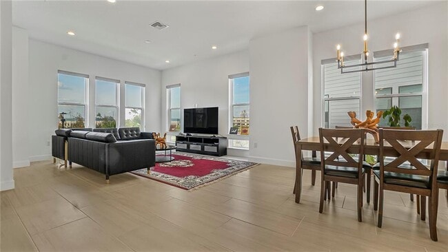 Building Photo - 2398 Addalia Aly