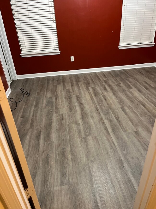 Building Photo - 4486 Thorngate Ln