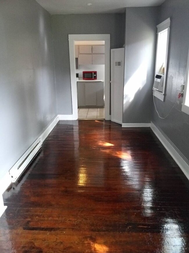 Building Photo - 314 Cottrill St