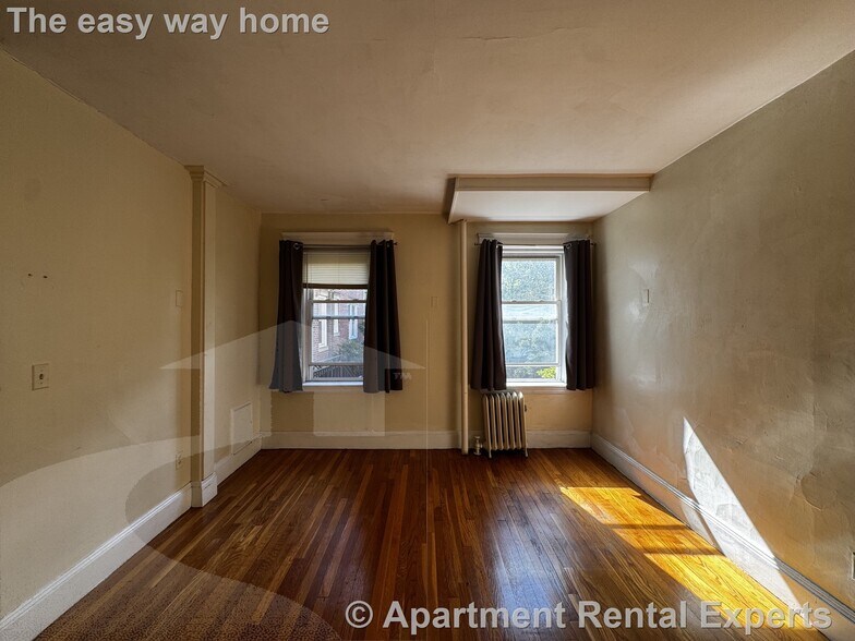 Building Photo - 6 Agassiz St