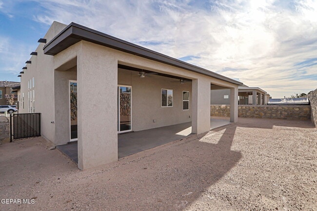 Building Photo - 12929 Powick Dr