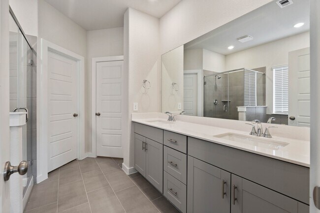 Building Photo - 17901 Stone Ter Ct